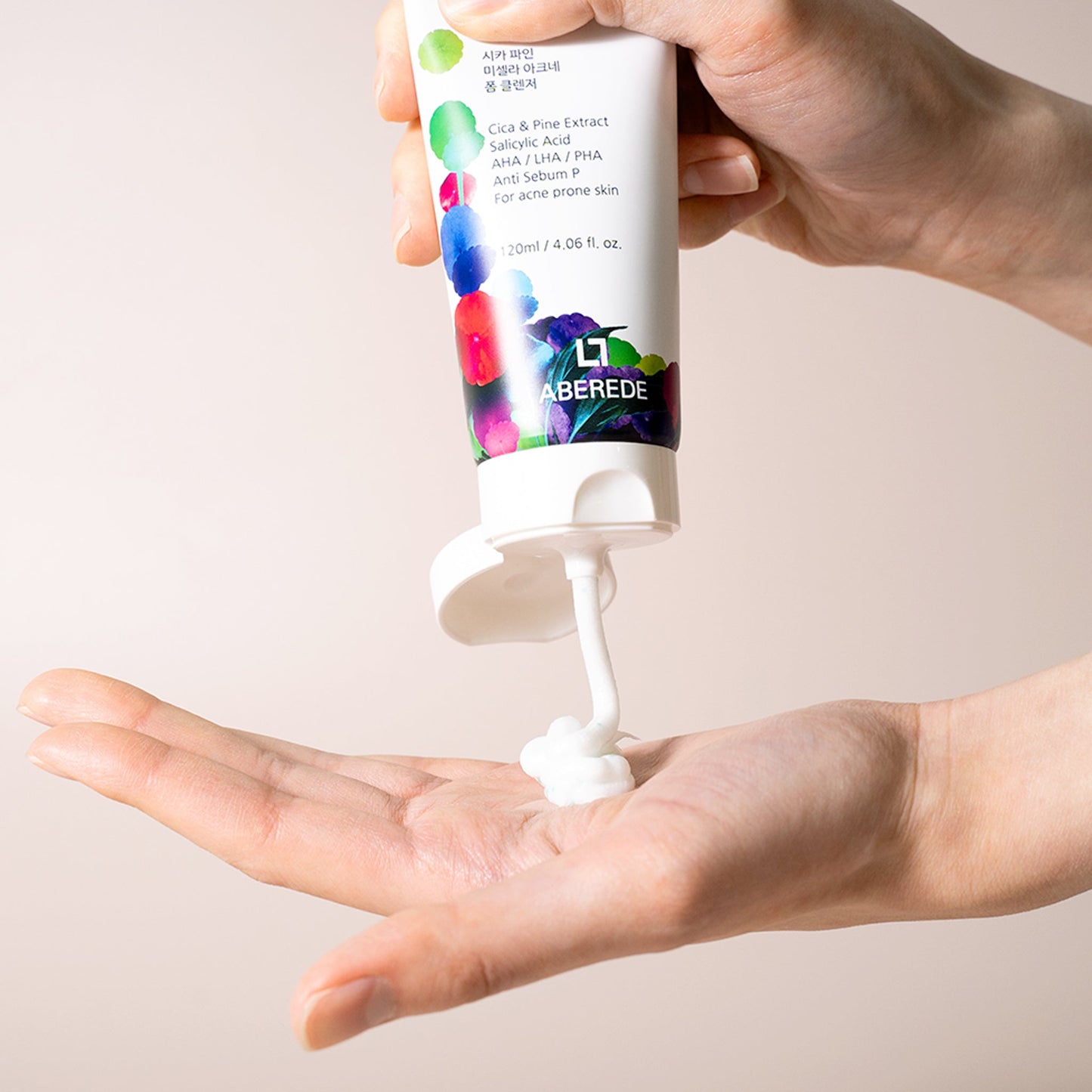 ABEREDE CicaPine Micellar Acne Foam Cleanser 120ml / 4.06 fl oz